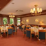 ホテル Celler Tor 4*