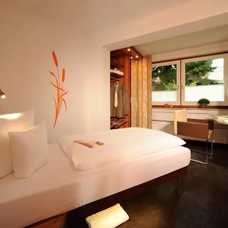 Celler Tor 4*