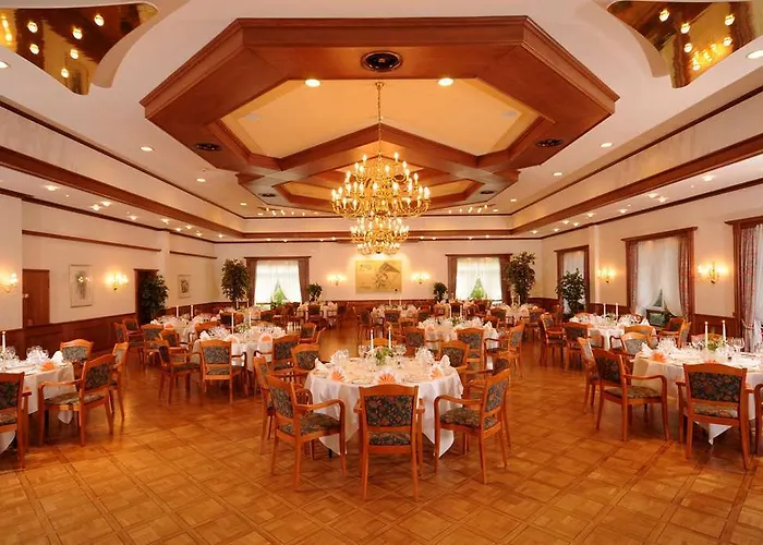 Ringhotel Celler Tor Hotel 4*